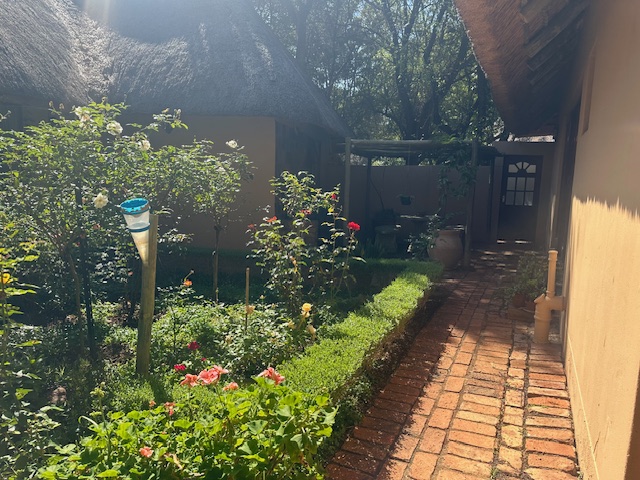5 Bedroom Property for Sale in Lakeland North West